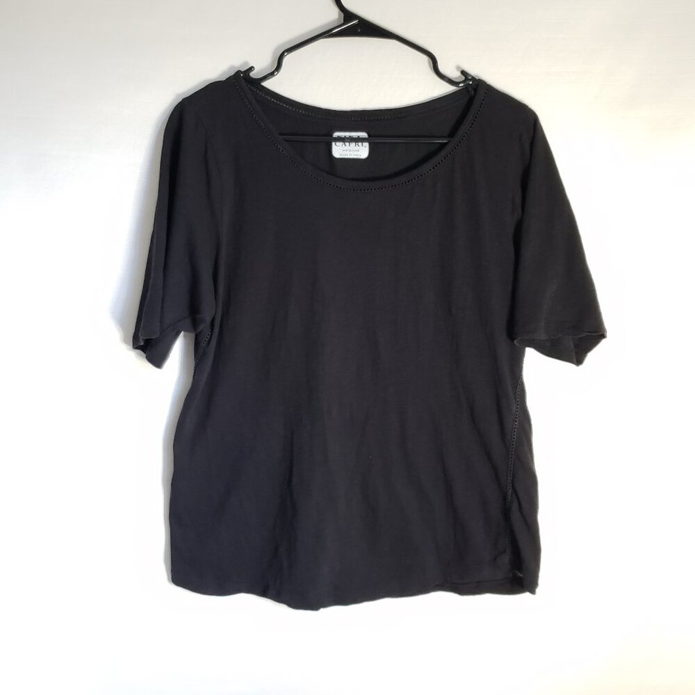 Scoop neck mesh cutout boho short sleeve t-shirt black NINA CAPRI Medium